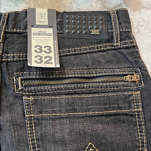 Jeans - Picture 6 of 13